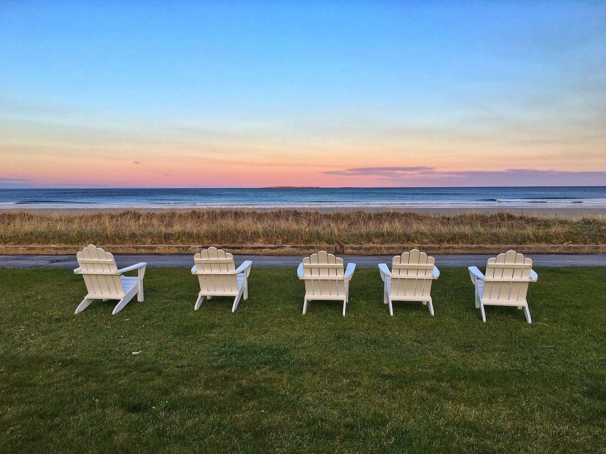 Friendship Oceanfront Suites Old Orchard Beach Exterior photo