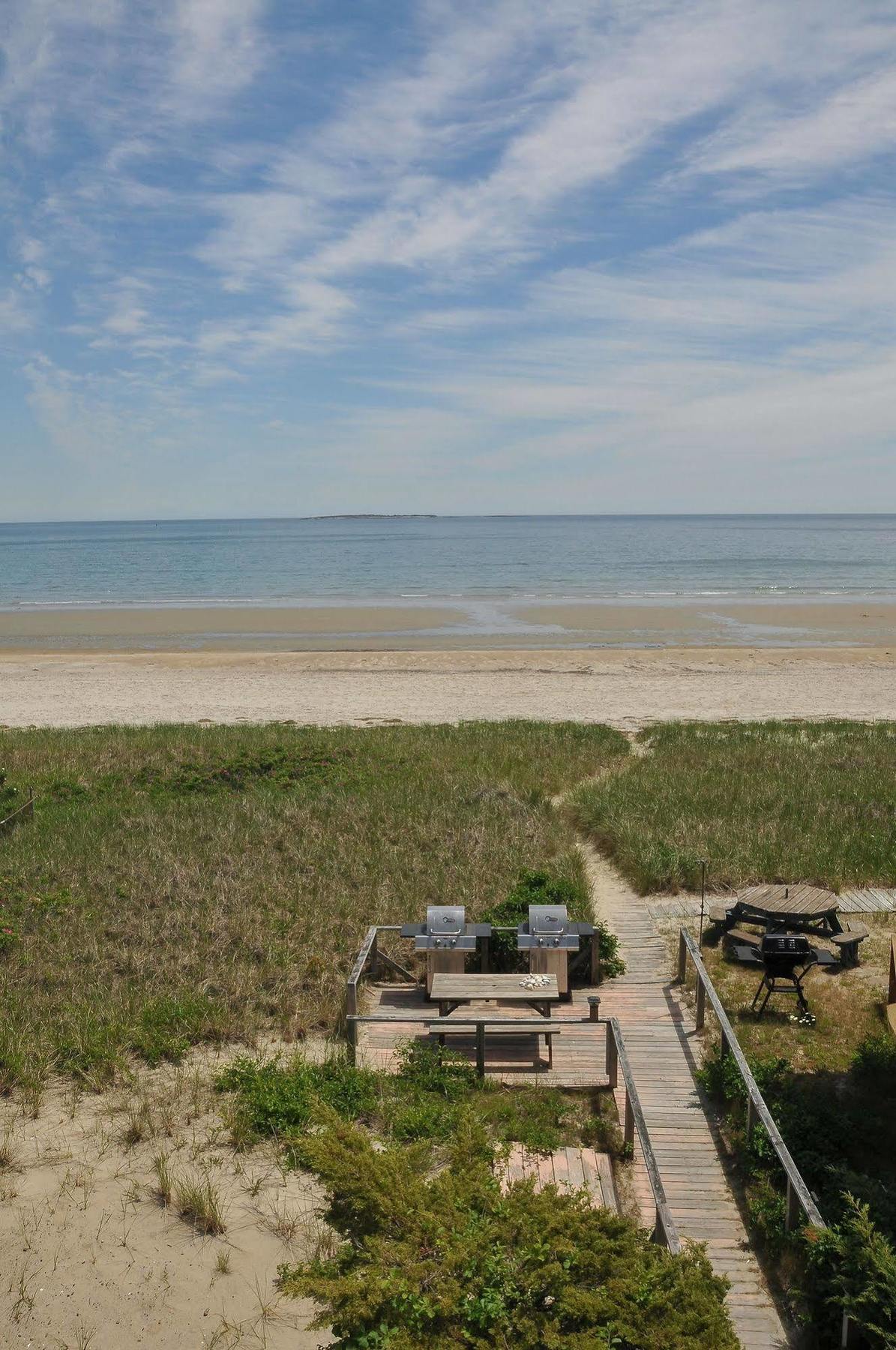 Friendship Oceanfront Suites Old Orchard Beach Exterior photo